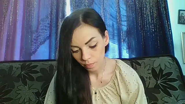 Snapshot of CassieSensual chatting on September 20, 2025, 6:40 am CassieSensual online show from September 20, 2025, 6:40 am