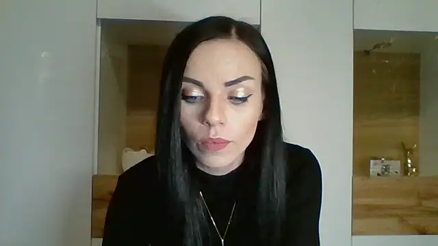 Snapshot of CassieSensual chatting on December 2, 2025, 7:37 pm CassieSensual online show from December 2, 2025, 7:37 pm