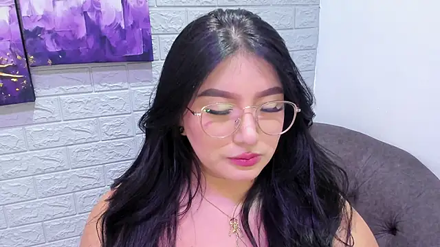 Snapshot of _nina_sweet chatting on December 14, 2025, 1:17 pm nina sweet online show from December 14, 2025, 1:17 pm