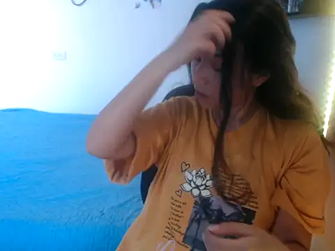 Snapshot of HannaKlein chatting on September 10, 2025, 1:32 pm HannaKlein online show from September 10, 2025, 1:32 pm