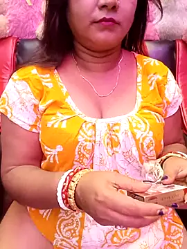 ella mariya online show from October 31, 2025, 1:52 pm