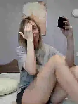 Snapshot of AvelinaLeoni chatting on December 12, 2024, 6:57 am AvelinaLeoni online show from December 12, 2024, 6:57 am