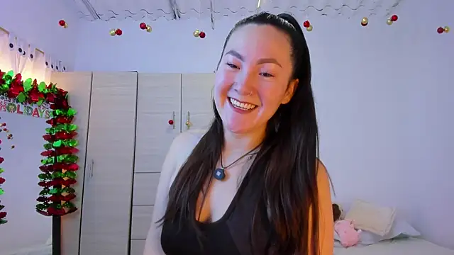 Snapshot of Elle_Lee_ chatting on December 4, 2025, 3:44 pm Elle Lee online show from December 4, 2025, 3:44 pm