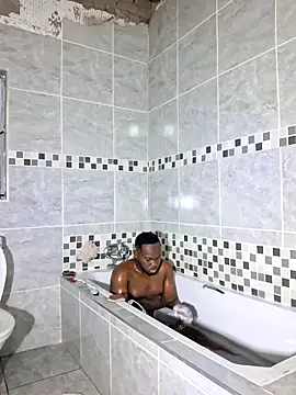 Snapshot of LaughRiotX chatting on November 1, 2025, 4:23 pm LaughRiotX online show from November 1, 2025, 4:23 pm