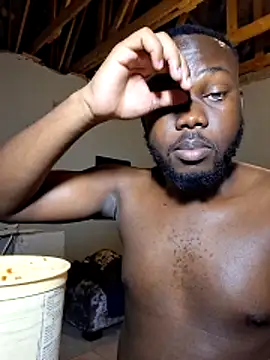 Snapshot of LaughRiotX chatting on November 5, 2025, 6:44 pm LaughRiotX online show from November 5, 2025, 6:44 pm