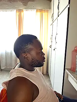 Snapshot of LaughRiotX chatting on February 6, 2026, 9:38 am LaughRiotX online show from February 6, 2026, 9:38 am