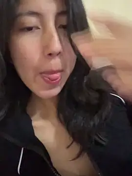 Snapshot of sarah12333 chatting on March 30, 2026, 4:14 am sarah12333 online show from March 30, 2026, 4:14 am