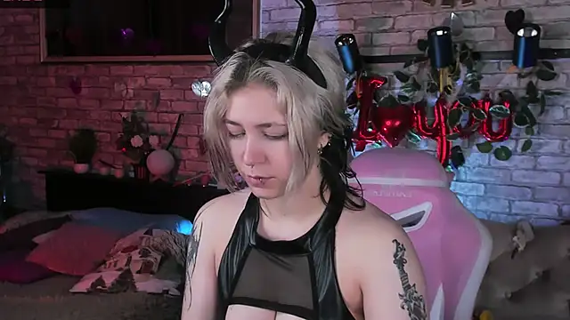 Snapshot of Alex_Howell chatting on February 26, 2025, 8:47 pm Alex Howell online show from February 26, 2025, 8:47 pm