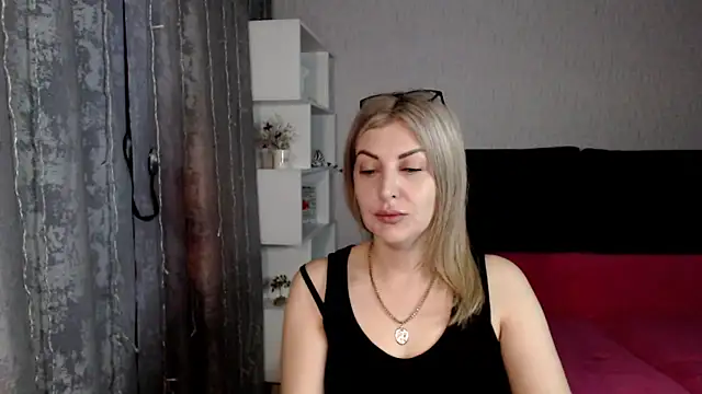 Snapshot of Amelia_Harper chatting on March 18, 2025, 6:28 am Amelia Harper online show from March 18, 2025, 6:28 am