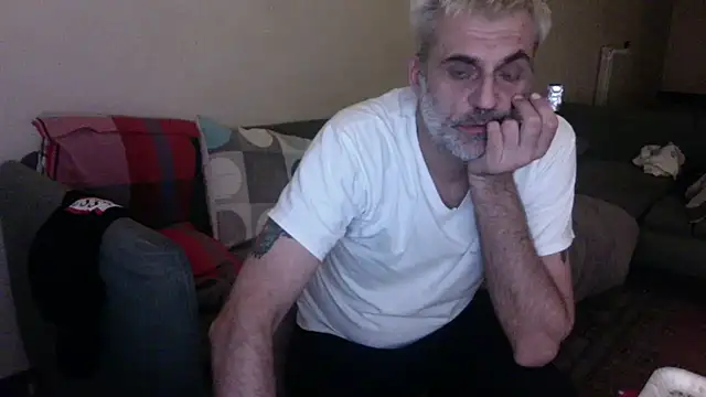 Snapshot of skossa777 chatting on November 1, 2025, 7:08 pm skossa777 online show from November 1, 2025, 7:08 pm