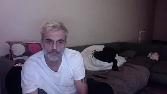 Snapshot of skossa777 chatting on November 2, 2025, 5:29 pm skossa777 online show from November 2, 2025, 5:29 pm