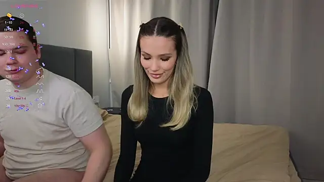 W    online show from December 4, 2025, 7:24 pm