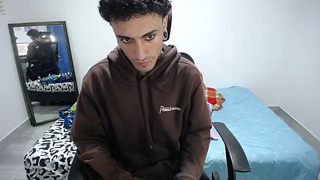 present the magic online show from December 2, 2025, 8:49 am