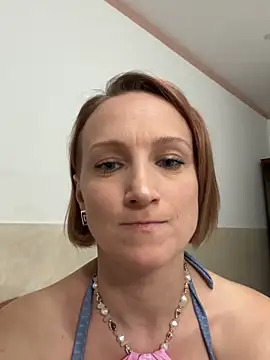 Snapshot of UmaTruewoman chatting on November 27, 2025, 10:05 am UmaTruewoman online show from November 27, 2025, 10:05 am