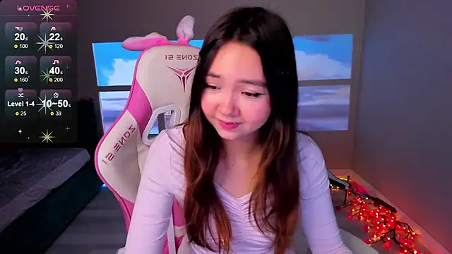 Snapshot of Fluffy_Rose chatting on November 6, 2025, 3:05 pm Fluffy Rose online show from November 6, 2025, 3:05 pm