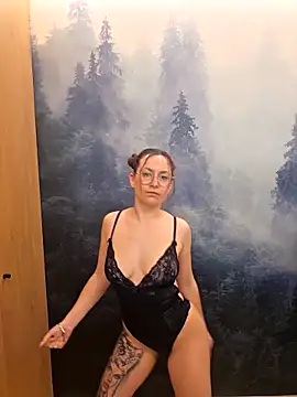 ladoucedu34 online show from March 22, 2026, 3:24 pm