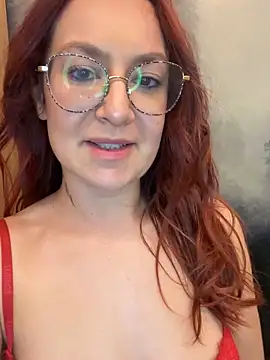 ladoucedu34 online show from February 5, 2026, 1:29 pm