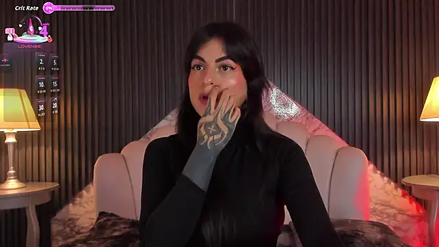 Snapshot of MeganDraco_ chatting on September 15, 2025, 12:38 pm MeganDraco online show from September 15, 2025, 12:38 pm