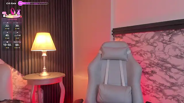 Snapshot of MeganDraco_ chatting on September 10, 2025, 12:37 pm MeganDraco online show from September 10, 2025, 12:37 pm