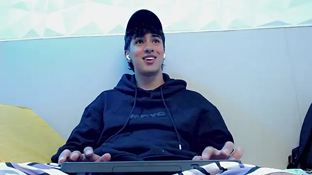 Jake tripp online show from September 26, 2025, 3:57 am