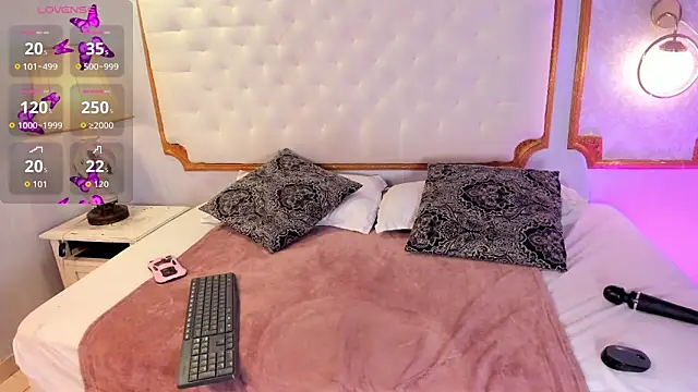 Snapshot of Paiige_peach chatting on November 23, 2025, 11:20 am Paiige peach online show from November 23, 2025, 11:20 am