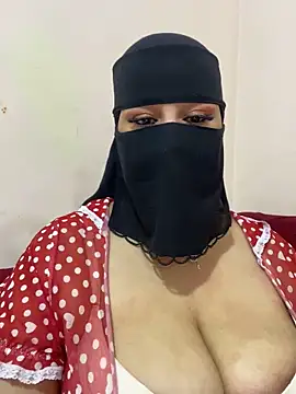 Snapshot of mari_layali chatting on November 20, 2025, 1:01 pm mari layali online show from November 20, 2025, 1:01 pm