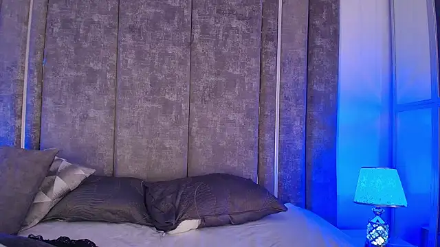 Susa1userma  online show from April 19, 2026, 6:10 pm