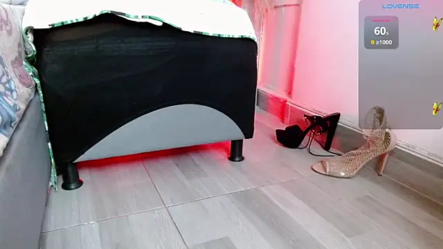 Snapshot of sara-bbc-dominant chatting on October 27, 2025, 11:05 pm sara-bbc-dominant online show from October 27, 2025, 11:05 pm