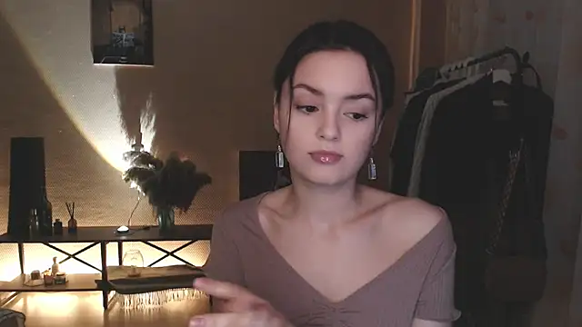 Snapshot of CuteRuby99 chatting on January 26, 2025, 12:33 pm CuteRuby99 online show from January 26, 2025, 12:33 pm