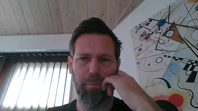 Snapshot of Gotta1 chatting on November 22, 2025, 11:09 am Gotta1 online show from November 22, 2025, 11:09 am