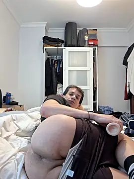 Tulio maravilha12 online show from February 25, 2026, 8:52 pm