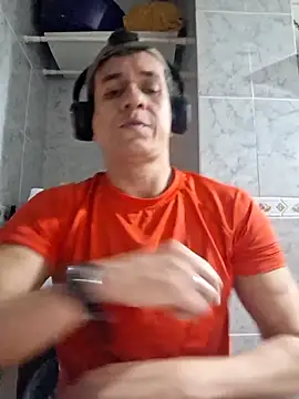 Tulio maravilha12 online show from February 9, 2026, 9:35 pm