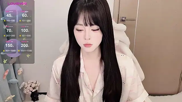 Mini-X online show from November 5, 2025, 10:35 pm