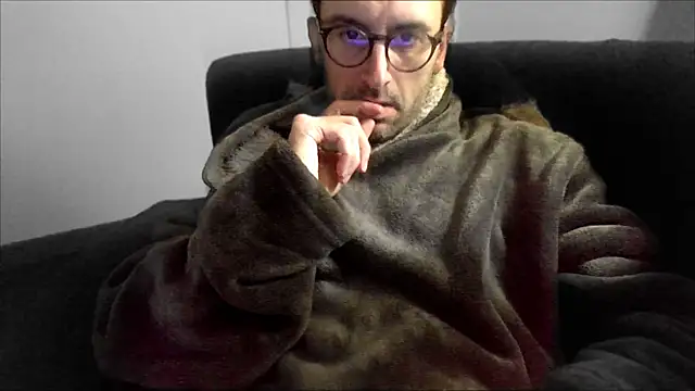 Snapshot of byakkotorra chatting on March 9, 2025, 10:19 am byakkotorra online show from March 9, 2025, 10:19 am