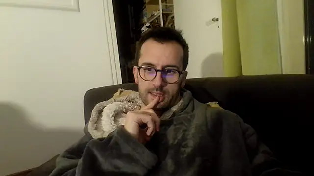 Snapshot of byakkotorra chatting on March 6, 2025, 8:16 pm byakkotorra online show from March 6, 2025, 8:16 pm