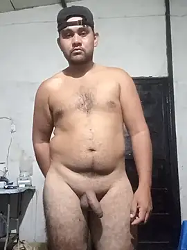 travieso2893 online show from April 19, 2026, 3:40 am