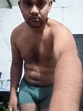 Snapshot of travieso2893 chatting on November 11, 2025, 9:04 am travieso2893 online show from November 11, 2025, 9:04 am