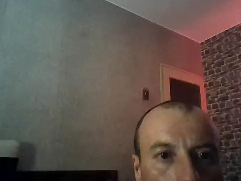 Snapshot of Nikolaiyy chatting on May 1, 2026, 1:43 am Nikolaiyy online show from May 1, 2026, 1:43 am