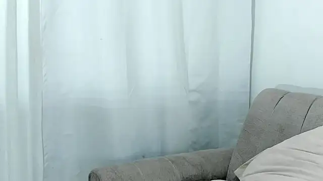 Snapshot of laly_mariana chatting on November 27, 2025, 10:32 pm laly mariana online show from November 27, 2025, 10:32 pm