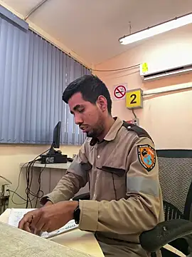 Snapshot of EnriquePersian197 chatting on March 6, 2025, 9:20 pm EnriquePersian197 online show from March 6, 2025, 9:20 pm