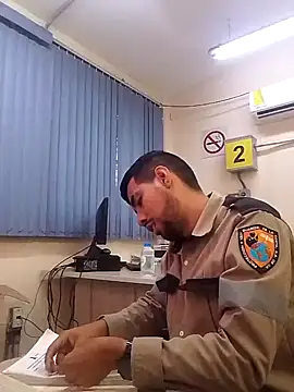 Snapshot of EnriquePersian197 chatting on February 20, 2025, 1:51 pm EnriquePersian197 online show from February 20, 2025, 1:51 pm