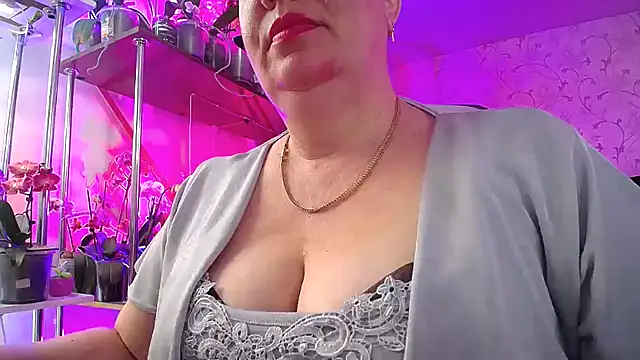 Snapshot of _Sweet_Woman chatting on March 15, 2025, 8:15 am  Sweet Woman online show from March 15, 2025, 8:15 am