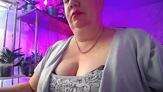 Snapshot of _Sweet_Woman chatting on October 27, 2025, 2:29 pm Sweet Woman online show from October 27, 2025, 2:29 pm