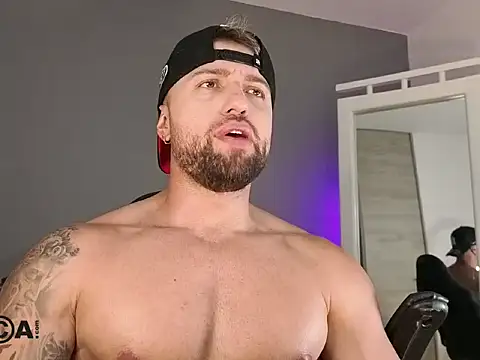 OwenMaximus814 online show from February 23, 2026, 8:09 pm