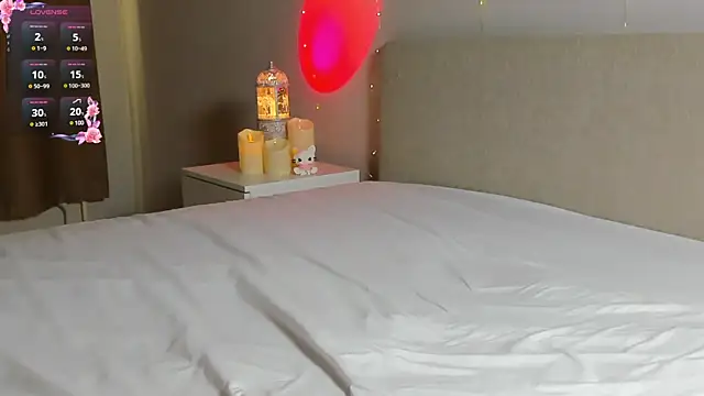 Snapshot of Emmanuelleee chatting on March 16, 2025, 10:22 am Emmanuelleee online show from March 16, 2025, 10:22 am