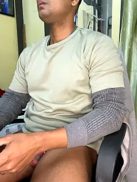 loveboyrp online show from December 23, 2025, 4:12 am