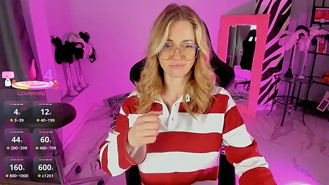 LadyIzabel online show from February 25, 2026, 2:28 pm