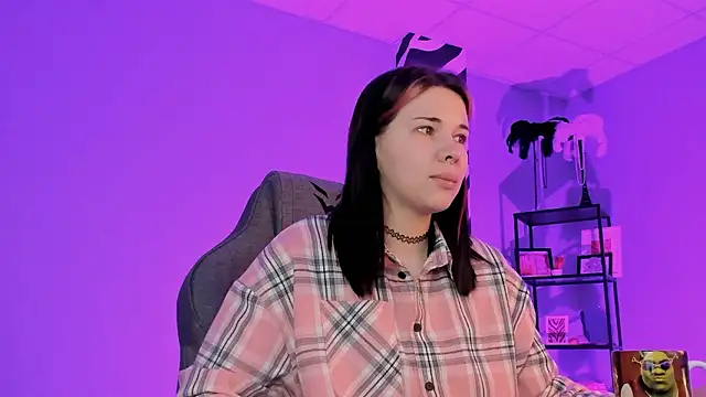 Snapshot of AliceSunday chatting on February 7, 2026, 5:04 am AliceSunday online show from February 7, 2026, 5:04 am