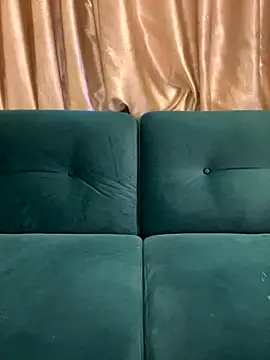 Snapshot of Milk-babier chatting on December 2, 2025, 11:50 pm Milk-babier online show from December 2, 2025, 11:50 pm