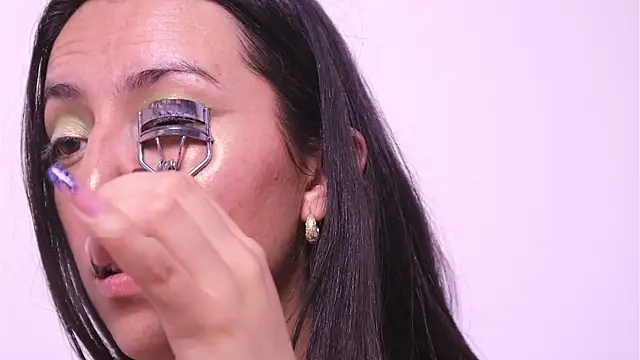 Sweet Sammy  online show from October 31, 2025, 7:54 pm